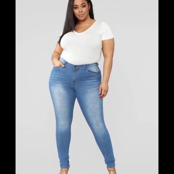 Fashion nova jeans LOT - Picture 2 of 5